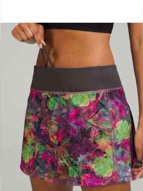 Lululemon Floral Activewear Skorts with Drawstring Waist - Pink & Green EUC